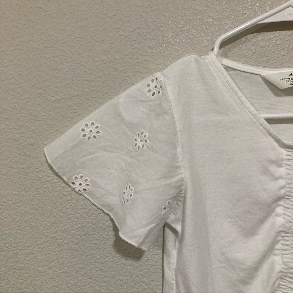 H&M tops - Picture 3 of 10
